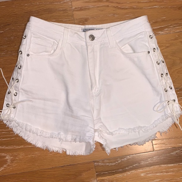 Zara Pants - Zara White Lace Up Denim Shorts US 02